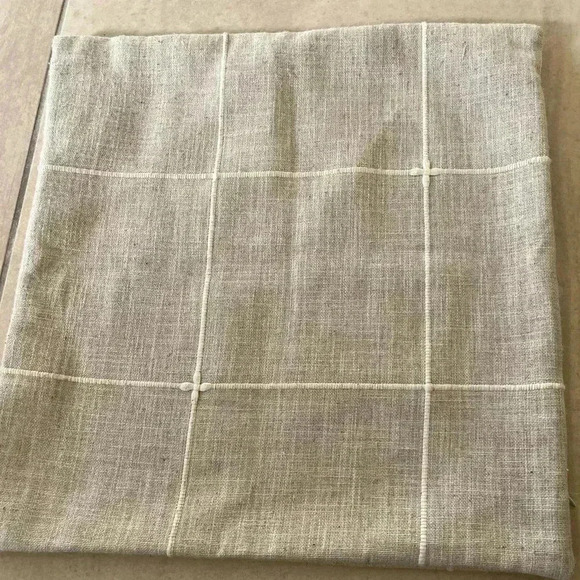 Linen neutral 18x18 pillow cover - Picture 1 of 3